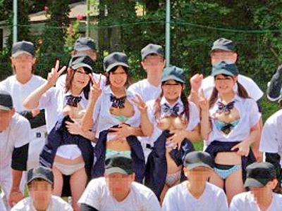 野球部の女子マネージャーたちが生徒のオチンチンの健康管理をして甲子園を目指しているんです♥♥